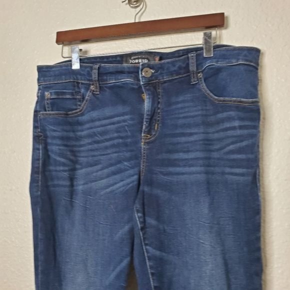 Torrid Mid Rise Skinny Dark Wash Super Soft Jeans Women's Plus Size 18 - Picture 2 of 10
